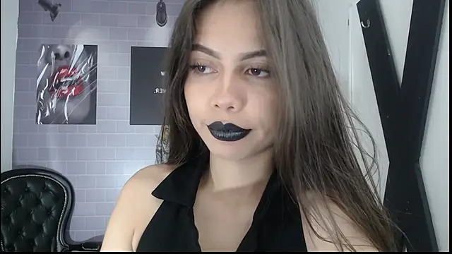 Snapshot of aleesha_cameron02 chatting on 10/03/25, 07:11 aleesha cameron02 online show from 10/03/25, 07:11