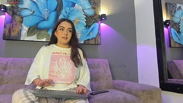 Snapshot of elizabeth_lamer chatting on 01/15/26, 06:07 elizabeth lamer online show from 01/15/26, 06:07