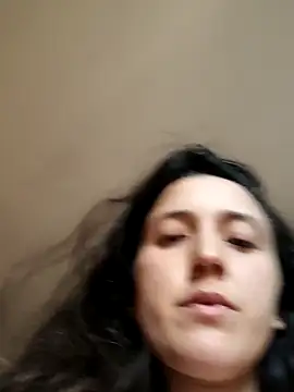 Snapshot of Bygambilia912 chatting on 11/02/25, 10:34 Bygambilia912 online show from 11/02/25, 10:34