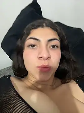 Snapshot of arieel__722 chatting on 10/16/25, 06:03 arieel 722 online show from 10/16/25, 06:03