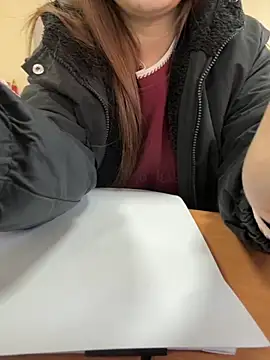 PhuongNhi21 online show from 11/26/25, 01:06