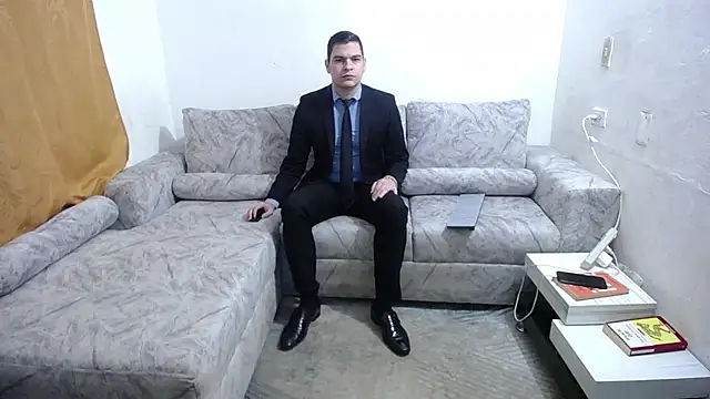 Victor Maitland online show from 10/21/25, 07:47