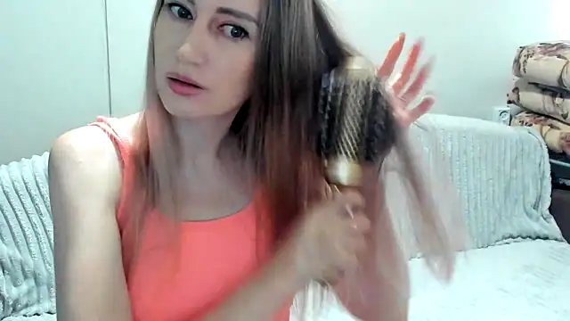 Snapshot of JessFoxxx chatting on 04/13/26, 03:34 JessFoxxx online show from 04/13/26, 03:34