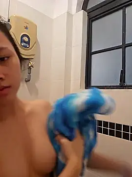 lirz06 online show from 10/14/25, 10:49