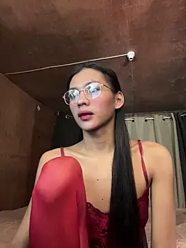 Snapshot of Ur_latinahotpaprika chatting on 03/01/26, 01:24 Ur latinahotpaprika online show from 03/01/26, 01:24