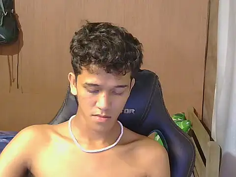 kenbigcockxx online show from 12/18/25, 01:17