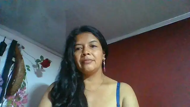 Snapshot of DianaOchoa_ chatting on 05/31/26, 09:38 DianaOchoa online show from 05/31/26, 09:38