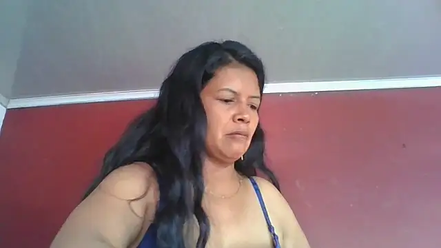 Snapshot of DianaOchoa_ chatting on 06/02/26, 11:56 DianaOchoa online show from 06/02/26, 11:56