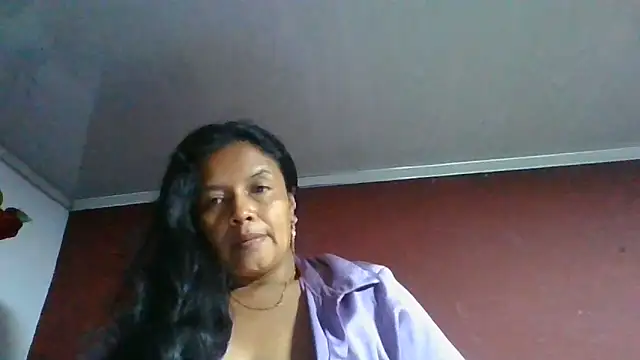 Snapshot of DianaOchoa_ chatting on 06/08/26, 11:16 DianaOchoa online show from 06/08/26, 11:16