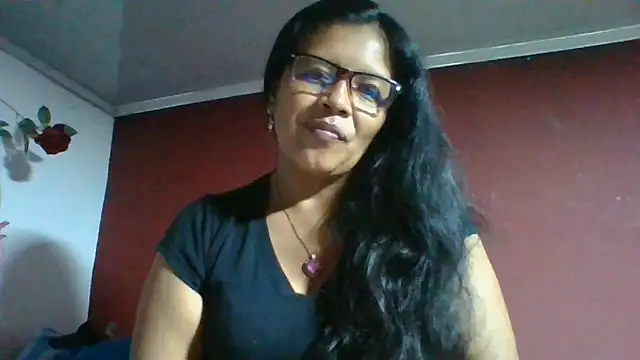 Snapshot of DianaOchoa_ chatting on 06/14/26, 02:57 DianaOchoa online show from 06/14/26, 02:57