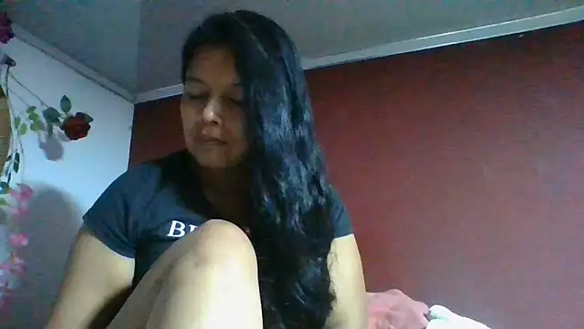 Snapshot of DianaOchoa_ chatting on 06/16/26, 02:03 DianaOchoa online show from 06/16/26, 02:03