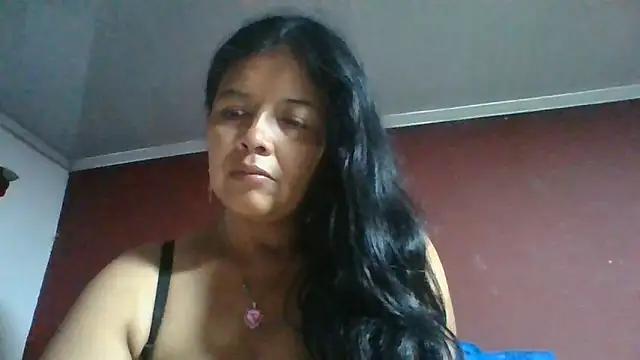 Snapshot of DianaOchoa_ chatting on 06/22/26, 02:46 DianaOchoa online show from 06/22/26, 02:46