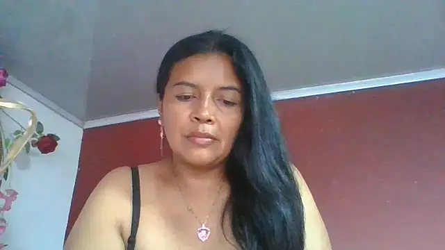 Snapshot of DianaOchoa_ chatting on 06/24/26, 08:19 DianaOchoa online show from 06/24/26, 08:19