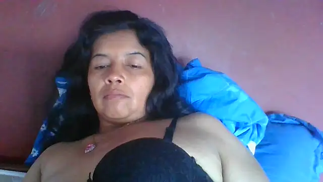 Snapshot of DianaOchoa_ chatting on 06/27/26, 12:22 DianaOchoa online show from 06/27/26, 12:22