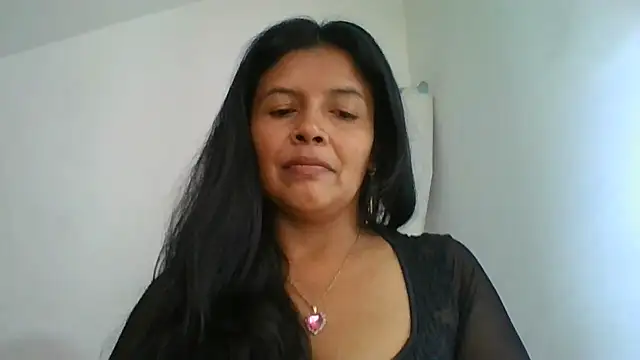 Snapshot of DianaOchoa_ chatting on 07/05/26, 04:36 DianaOchoa online show from 07/05/26, 04:36