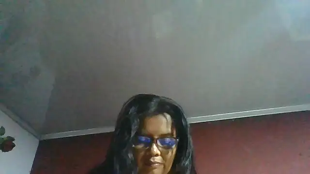 Snapshot of DianaOchoa_ chatting on 07/17/26, 03:13 DianaOchoa online show from 07/17/26, 03:13
