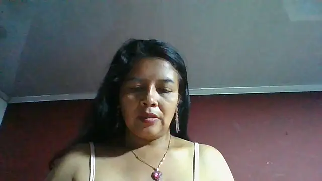 Snapshot of DianaOchoa_ chatting on 07/21/26, 02:58 DianaOchoa online show from 07/21/26, 02:58