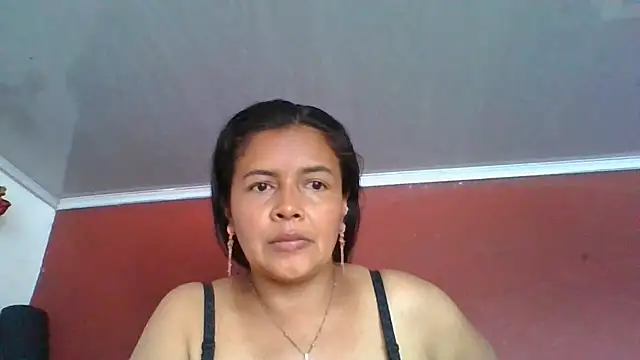 Snapshot of DianaOchoa_ chatting on 07/22/26, 08:33 DianaOchoa online show from 07/22/26, 08:33