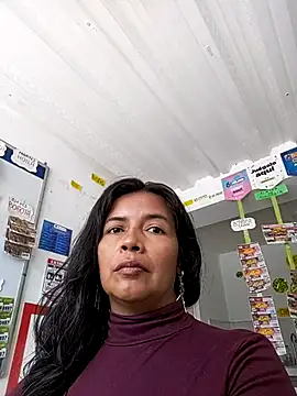 Snapshot of DianaOchoa_ chatting on 07/23/26, 05:11 DianaOchoa online show from 07/23/26, 05:11