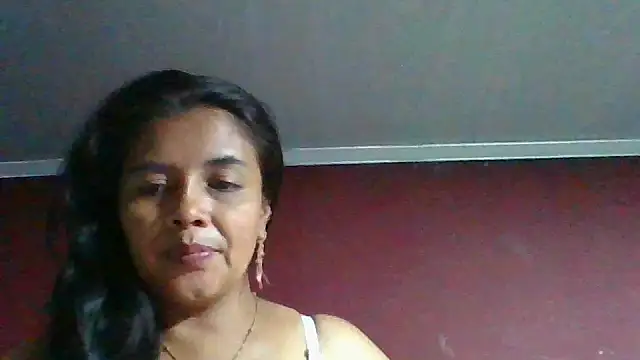Snapshot of DianaOchoa_ chatting on 07/26/26, 03:04 DianaOchoa online show from 07/26/26, 03:04