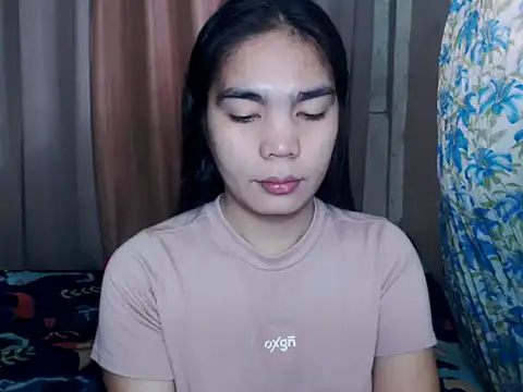 Snapshot of Simple_Martina chatting on 10/23/25, 01:16 Simple Martina online show from 10/23/25, 01:16