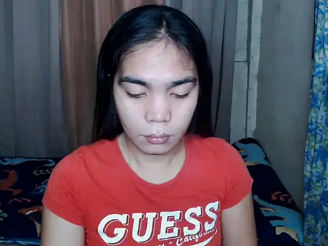 Snapshot of Simple_Martina chatting on 10/31/25, 01:28 Simple Martina online show from 10/31/25, 01:28