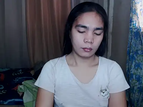 Snapshot of Simple_Martina chatting on 11/07/25, 12:54 Simple Martina online show from 11/07/25, 12:54