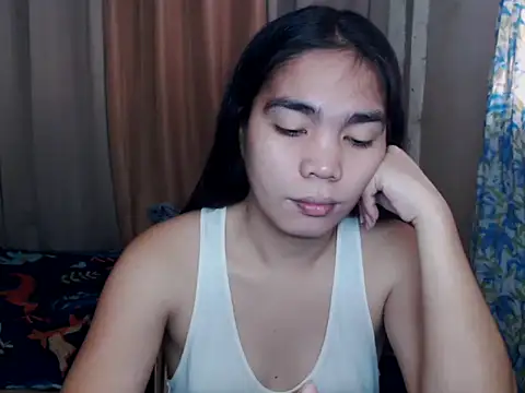 Snapshot of Simple_Martina chatting on 11/12/25, 01:28 Simple Martina online show from 11/12/25, 01:28
