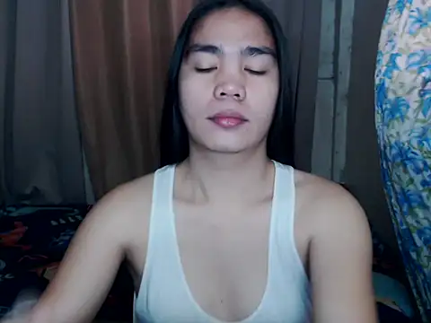 Snapshot of Simple_Martina chatting on 11/23/25, 01:38 Simple Martina online show from 11/23/25, 01:38