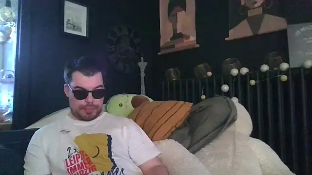 Balthier10 online show from 03/19/26, 03:49