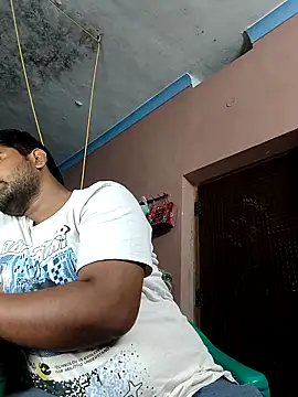 Snapshot of Harsha_Happy chatting on 10/17/25, 05:04 Harsha Happy online show from 10/17/25, 05:04