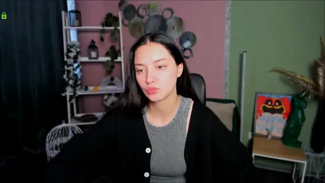 Snapshot of miki-niki chatting on 09/09/25, 06:13 miki-niki online show from 09/09/25, 06:13