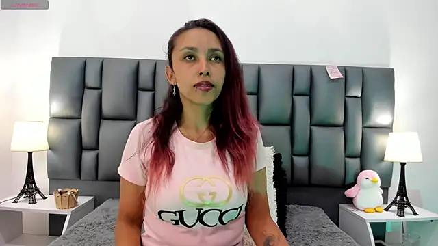 valeriasweet  online show from 12/02/25, 06:47