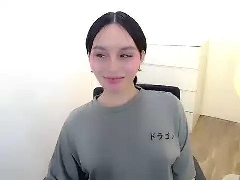 Snapshot of holly_tabby chatting on 09/19/25, 08:20 holly tabby online show from 09/19/25, 08:20