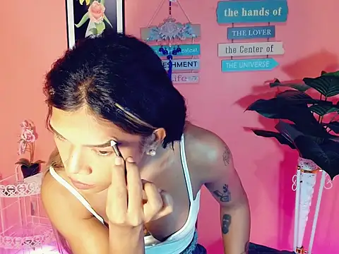 Snapshot of Sweet_ThaliaXX chatting on 09/09/25, 12:10 Sweet ThaliaXX online show from 09/09/25, 12:10