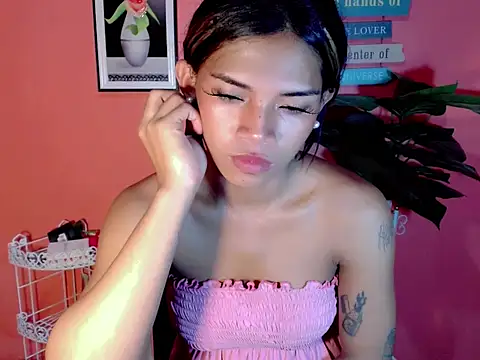 Snapshot of Sweet_ThaliaXX chatting on 09/10/25, 10:15 Sweet ThaliaXX online show from 09/10/25, 10:15