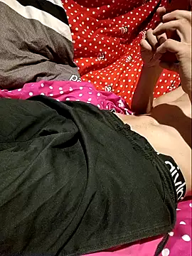 Snapshot of DavidForLife8 chatting on 10/03/25, 11:02 DavidForLife8 online show from 10/03/25, 11:02