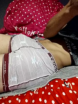 Snapshot of DavidForLife8 chatting on 11/06/25, 02:23 DavidForLife8 online show from 11/06/25, 02:23