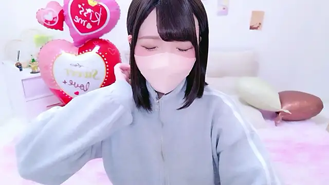 Snapshot of Anzu_xx chatting on 02/13/26, 12:06 Anzu xx online show from 02/13/26, 12:06