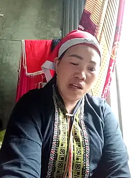 jienrrr online show from 09/13/25, 09:09