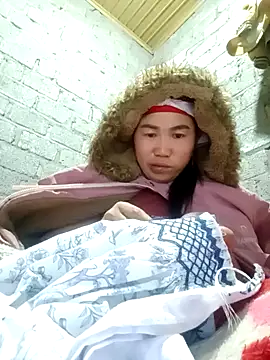 jienrrr online show from 11/22/25, 12:31