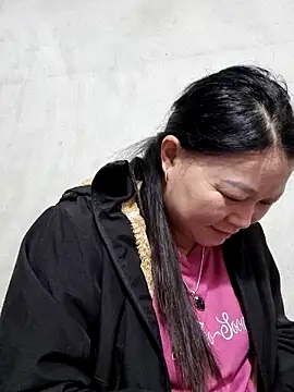 yoowwmr online show from 11/19/25, 02:00