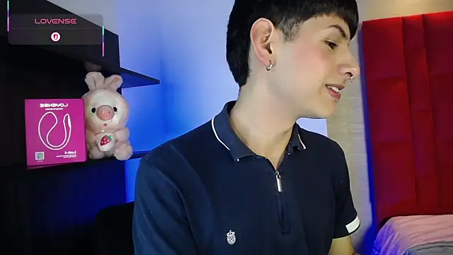 Ezra Storm online show from 10/25/25, 04:42