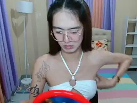 XxTsUncutAskaxX online show from 06/18/26, 04:11