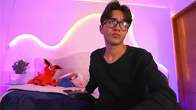 jin luna online show from 11/22/25, 12:59