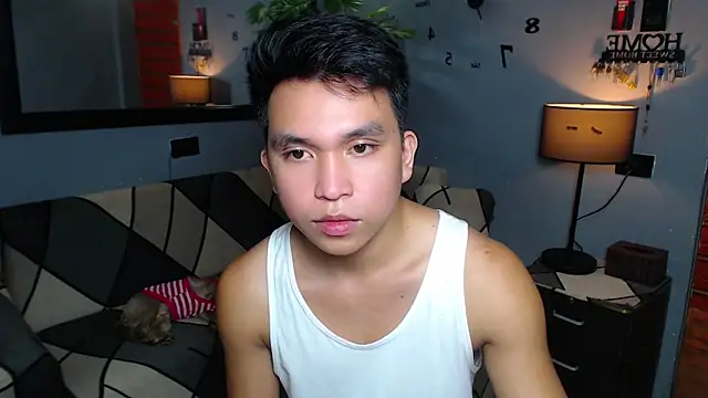 Snapshot of KingMateoGrey chatting on 12/17/25, 04:35 KingMateoGrey online show from 12/17/25, 04:35