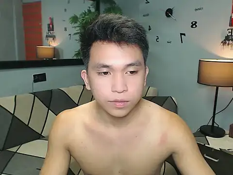 Snapshot of KingMateoGrey chatting on 12/18/25, 01:39 KingMateoGrey online show from 12/18/25, 01:39