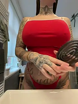 Snapshot of Jasmina-Joy chatting on 02/03/26, 10:53 Jasmina-Joy online show from 02/03/26, 10:53