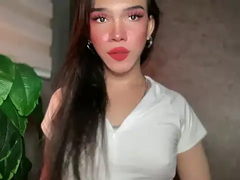 Snapshot of Misselliefayexxx chatting on 05/29/26, 11:47 Misselliefayexxx online show from 05/29/26, 11:47