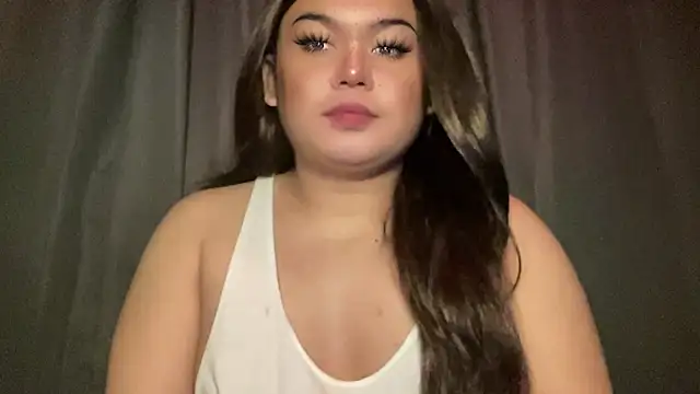 Snapshot of RedHead_Thalia chatting on 02/25/26, 09:57 RedHead Thalia online show from 02/25/26, 09:57